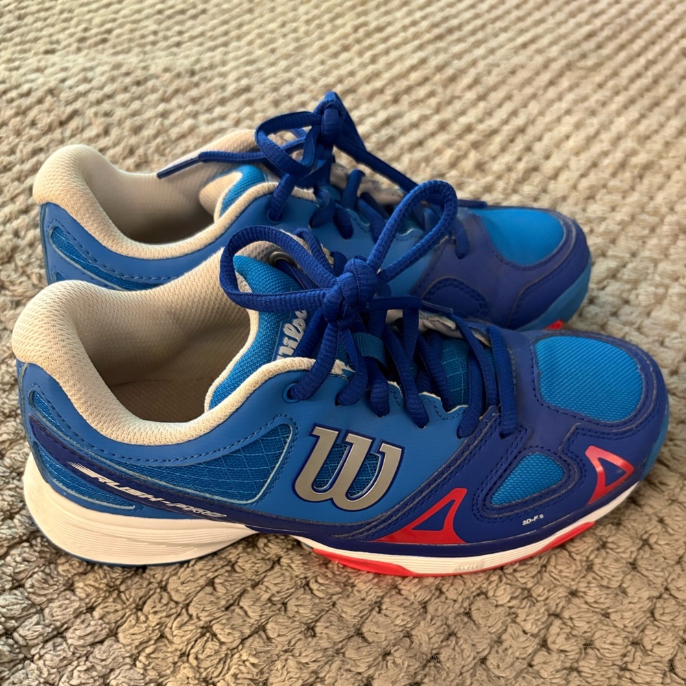Wilson Girls Blue and Red Sneakers Performance Comfort